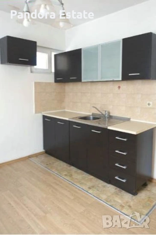 Продава тристаен апартамент в кв. Подуяне