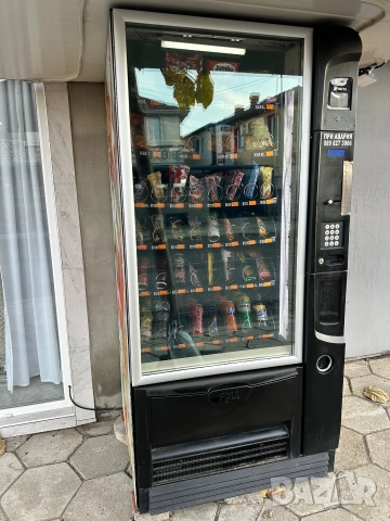 Вендинг машина Necta Sfera Rondo за храна и напитки хладилен , снимка 6 - Други машини и части - 52669615