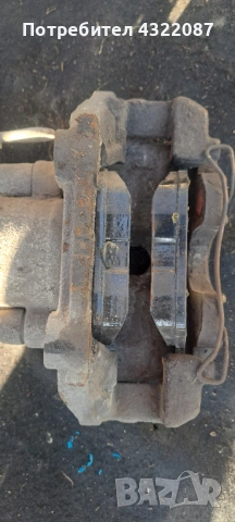  Предни спирачни апарати / Спирачни дискове от Volkswagen Passat / Пасат 1.9 TDI 110 к.с. 2000г. , снимка 3 - Части - 53385495