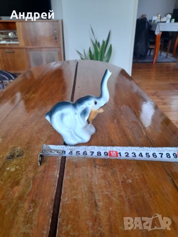 Стара порцеланова фигурка Слон, снимка 3 - Други ценни предмети - 39446026