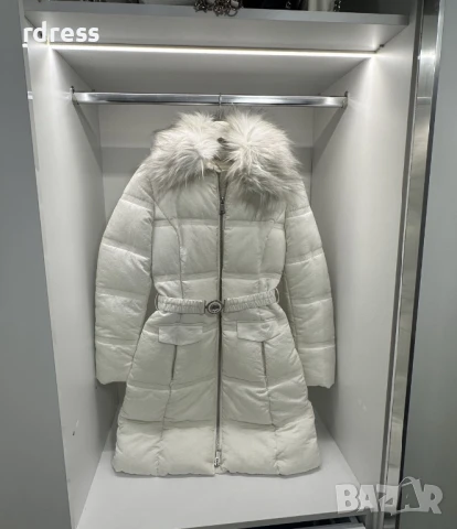 Зимно бяло яке  Guess marisol