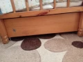 Продавам детско креватче от дърво, снимка 3