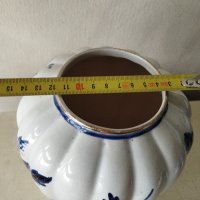 порцеланова купа с капак, снимка 3 - Антикварни и старинни предмети - 41917615