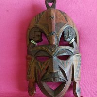 африканска дървена маска , снимка 1 - Статуетки - 41408393