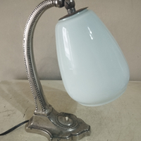 Настолна лампа арт деко, снимка 1 - Настолни лампи - 44506836