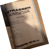 Strassen - Der aktuelle Auto-Atlas Deutschland + Europa 1993 , снимка 2 - Енциклопедии, справочници - 36079384