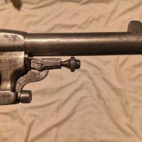 Револвер Гасер 1873. Колекционерско оръжие, пистолет Върнан, снимка 2 - Антикварни и старинни предмети - 38666378