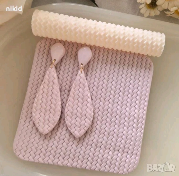 Малка релефна точилка с релеф текстура плетка плетиво отпечатък за фондан тесто бисквитки, снимка 1