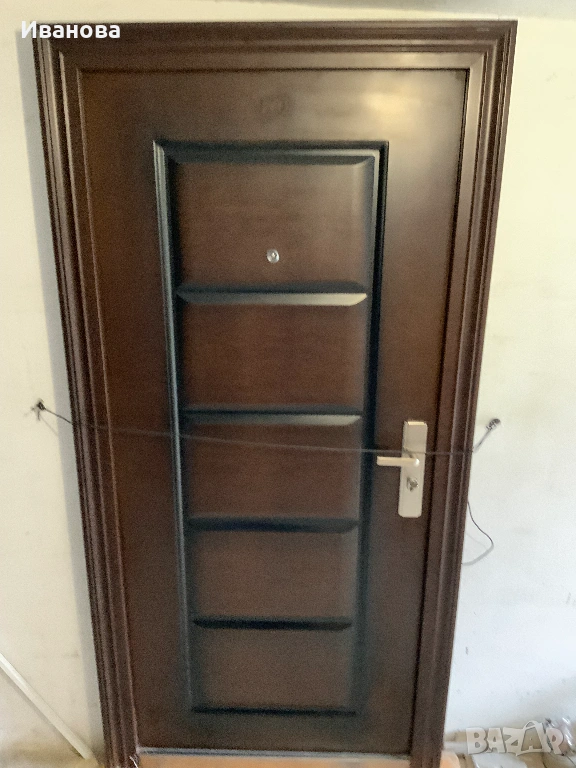 Продавам входна метална врата, снимка 1