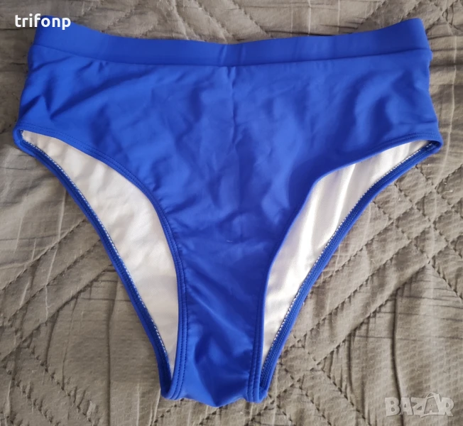 Дамски бански долнище М, снимка 1