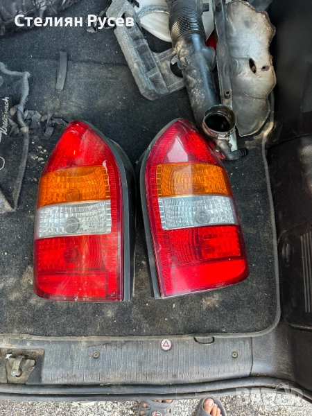 десен стоп за opel zafira a 1.6 101 к.с БЕНЗИН код на мотора X16XE20Z84045   -цена 20 лв само десния, снимка 1