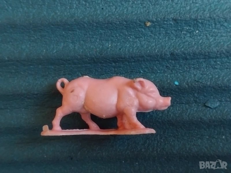 Фигурка Прасенце, снимка 1