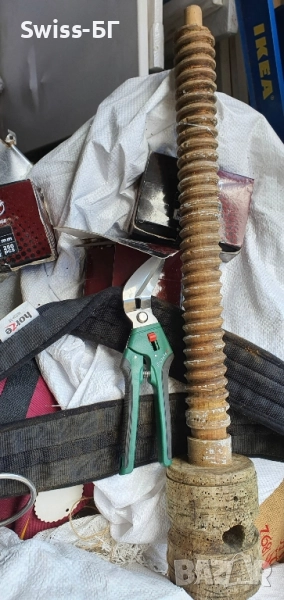 винт за дърводелски тезгях, снимка 1