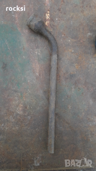 Оригинален ключ за гуми за Варбург и Баркас, снимка 1