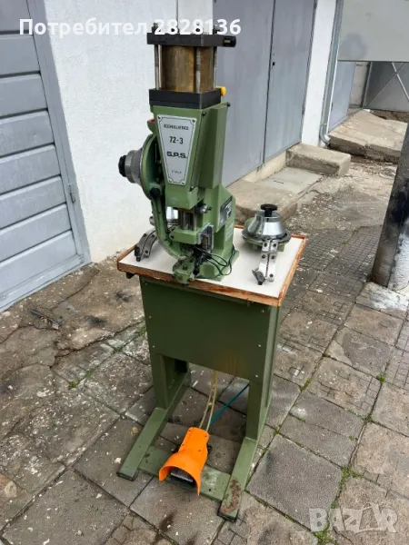 Машина за поставяне на капси и орнаменти внос от Италия. , снимка 1