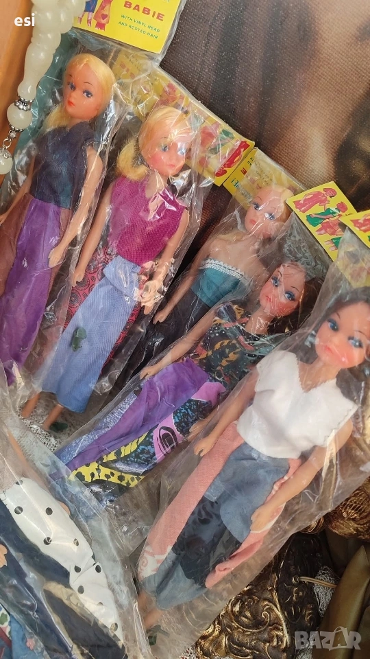 Кукли от едно време цената е за брой , снимка 1
