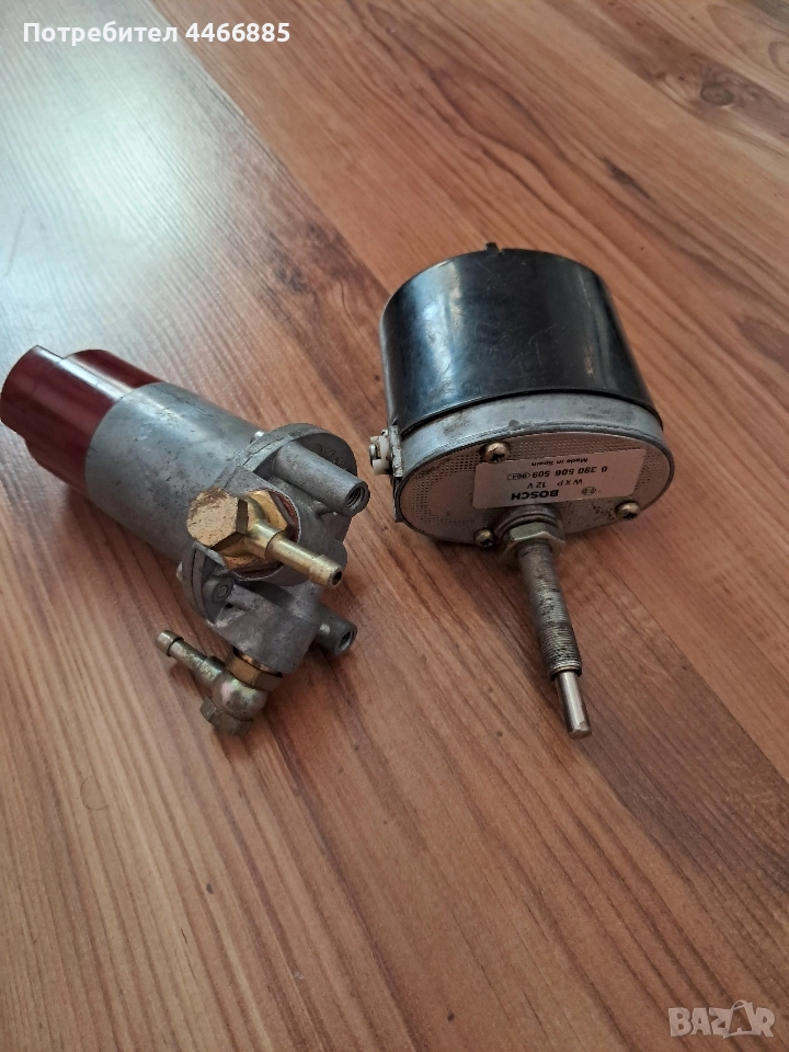 Винтидж бензинова помпа и двигател за чистачки, снимка 1