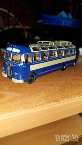 Ikarus 30 мащаб 1:72, снимка 1