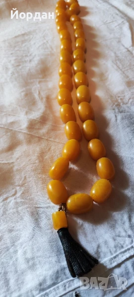 Кехлибарена броеница 33 броя с поп, снимка 1