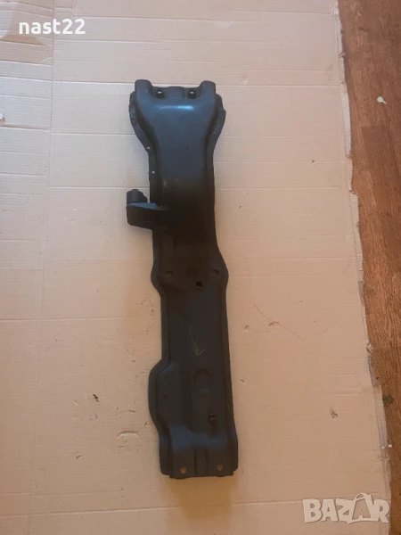 Греда под скоростна кутия Сузуки Витара 2.0 v6 136 к.с, снимка 1