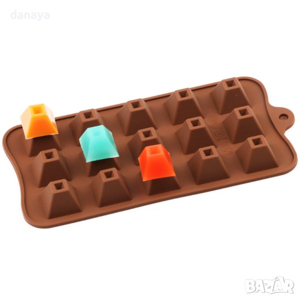 3621 Силиконова форма за бонбони и лед Пирамида, снимка 1