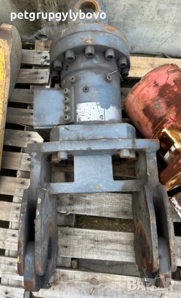 Бързосменник с ротация за щипка за багер FUCHS, снимка 1