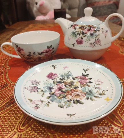 Сервиз за чай, снимка 6 - Сервизи - 53286888