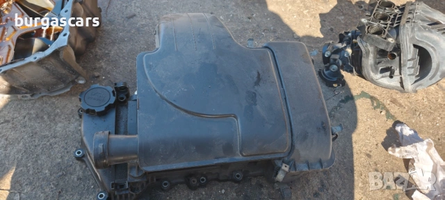 Капак клапани въздушен филтър Daihatsu Sirion II 2007г 1,0, снимка 2 - Части - 53539125