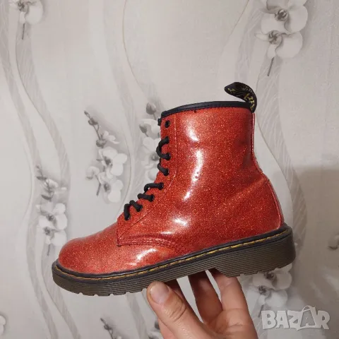  боти кубинки DR. MARTENS RED GLITTER 1460 BOOTS номер 35 ,5 , снимка 2 - Бебешки боти и ботуши - 38709298