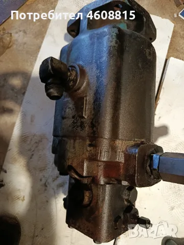 Огромен хидромотор EATON 5431-056/R или 6433-011, снимка 2 - Резервни части за машини - 55832735