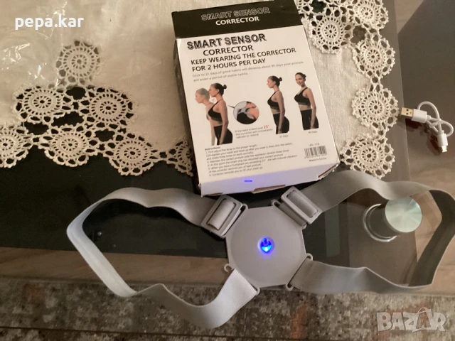 Смарт коректор за изправен гръб с UBS зареждане