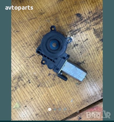 Ford fiesta 2004година 4/5врати машинка ел стъкла предна лява врата