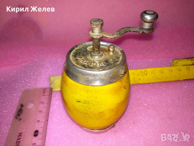 СТАРА ДЪРВЕНА МЕЛНИЧКА Марка РОДИНА За ЧЕРЕН ПИПЕР и ДРУГИ ПОДПРАВКИ 42917