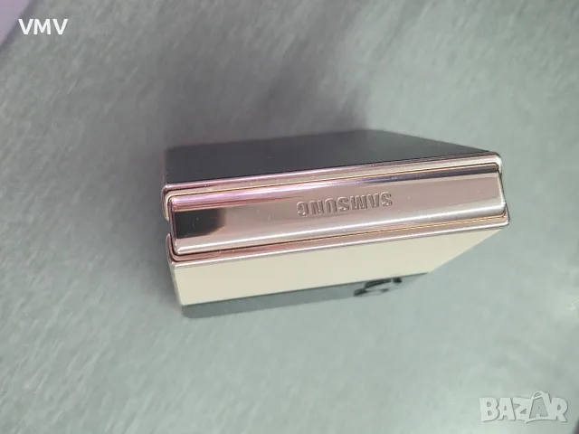 samsung  Z flip 4, снимка 3 - Samsung - 56350764