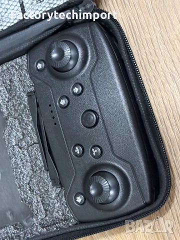 Дрон E88 PRO с две HD камери и 15 мин. полет + чанта, снимка 10 - Дронове и аксесоари - 53262679