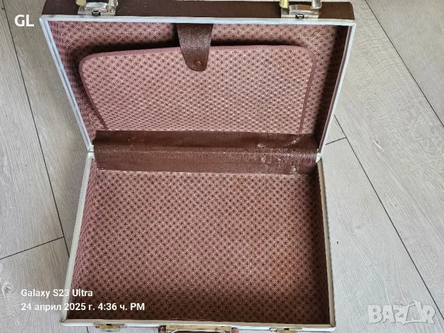 Дипломатически куфар, снимка 2 - Антикварни и старинни предмети - 50022750