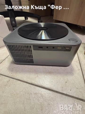 Като нов! 4K Проектор Ultimea apollo p40, снимка 6 - Плейъри, домашно кино, прожектори - 52885773