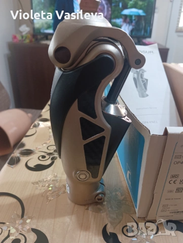 OP4 Knee-OSSUR пневматична колянна става., снимка 2 - Медицински, стоматологични - 53813460