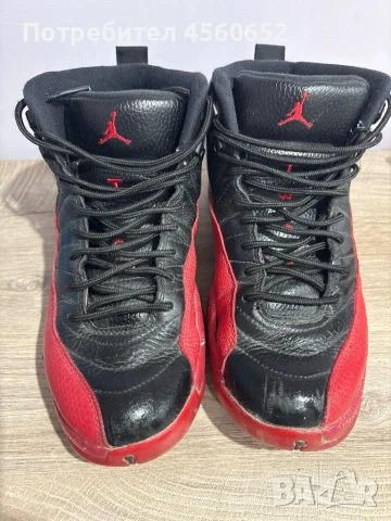 Nike Jordan 12 Retro Reverse Flu Game 2020, снимка 2 - Маратонки - 51321058
