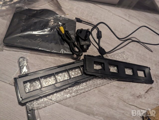 Neostar NFS2 Слайд филм и скенер за снимки, снимка 7 - Чанти, стативи, аксесоари - 42411778