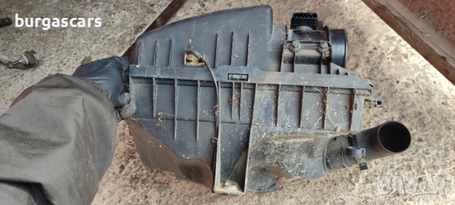 Кутия въздушен филтър 9475930 Volvo S80 2.4-140к.с. - 50лв, снимка 3 - Части - 44479036