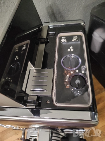 Кафемашина / Каферобот / Кафеавтомат Саеко / Saeco Exprelia Evo , снимка 7 - Кафемашини - 52586784