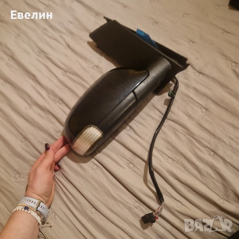 дясно странично огледало VW Touran 2006г черно, снимка 3 - Части - 52792337