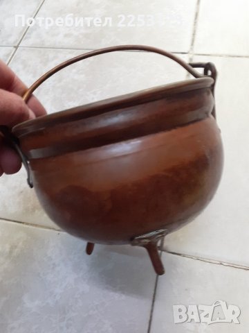 Медно котле с дръжка