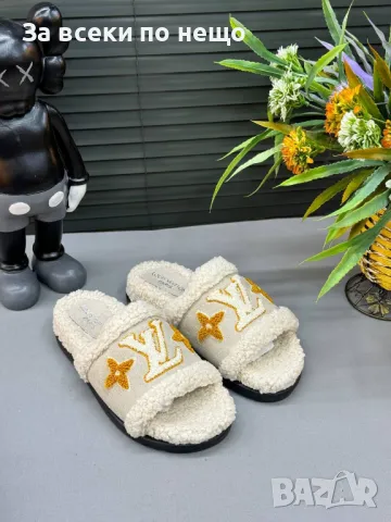 Дамски чехли Louis Vuitton - Налични различни цветове Код D999, снимка 4 - Чехли - 47392586