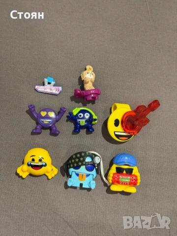 Детски лот kinder joy фигурки: Emoji, UglyDolls, Кученце и музикални герои