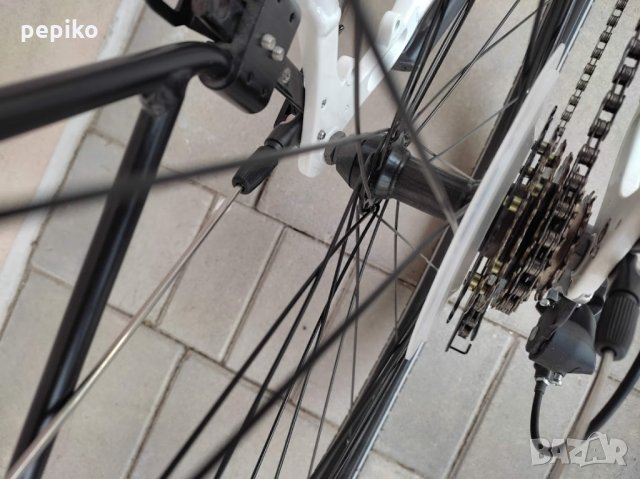 Продавам колела внос от Германия алуминиев велосипед TRETWERK SOLIS 28 цола динамо главина амортисьо, снимка 13 - Велосипеди - 35815933