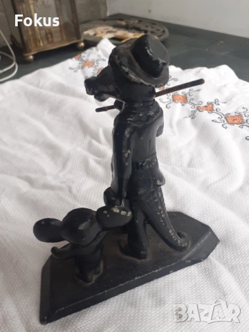 Метална руска статуетка, фигура - крокодила Гена и Чебурашка, снимка 2 - Антикварни и старинни предмети - 53279704