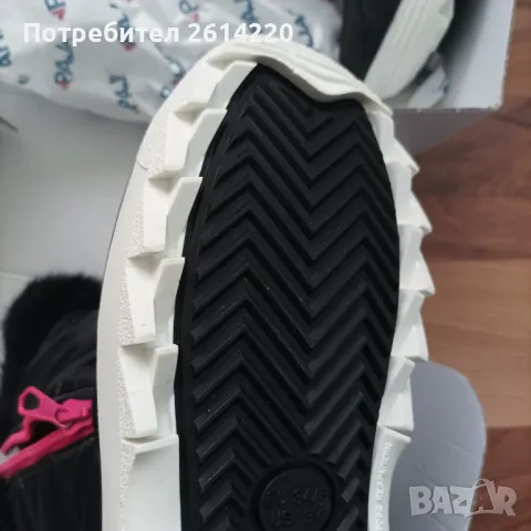 2бр  апрески топли ботуши PAJAR, снимка 6 - Стоки за близнаци - 47481325