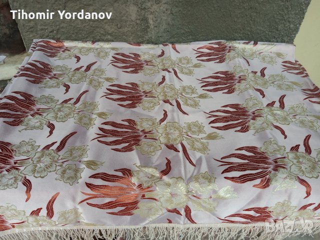 Покривало за легло -неизползвани.